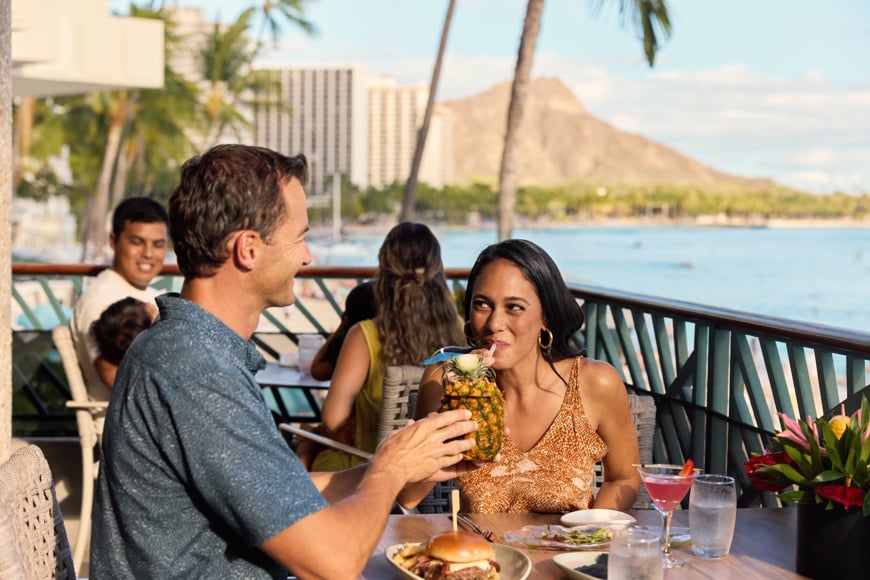 OUTRIGGER Waikiki Beach Resort | Voyager 47 Club Lounge