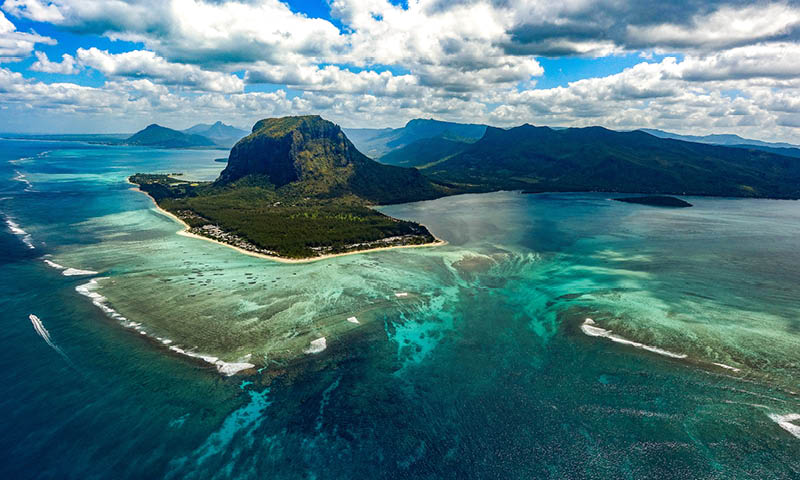 6 Reasons to Visit Mauritius Right Now