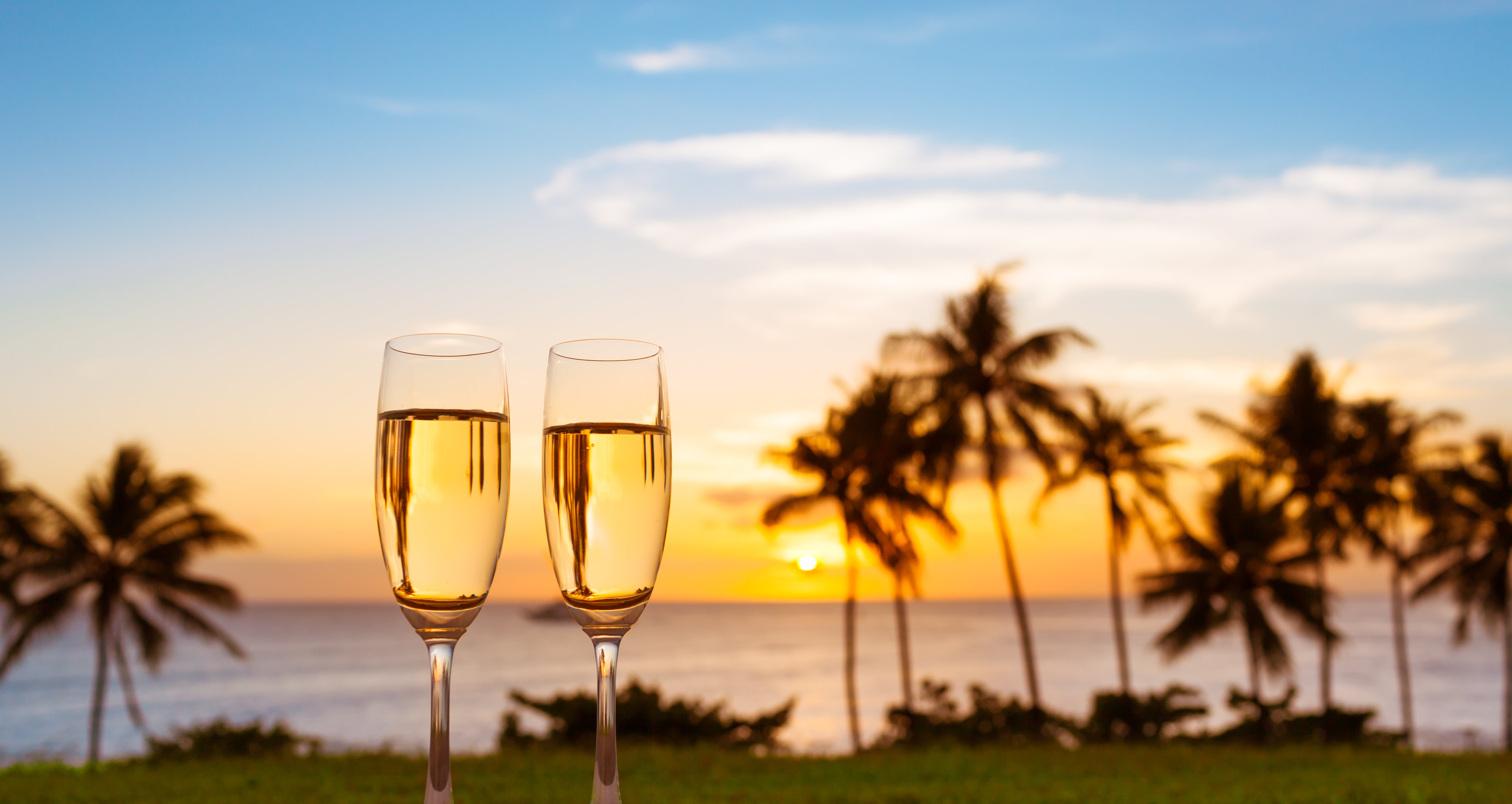 Dining & beach bars