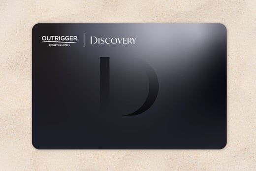 Titanium Level Outrigger DISCOVERY membership card